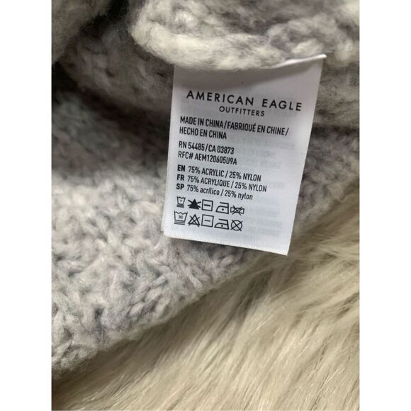 American Eagle Cropped CrewNeck Knit Sweater Gray Size XXS - Picture 4 of 6